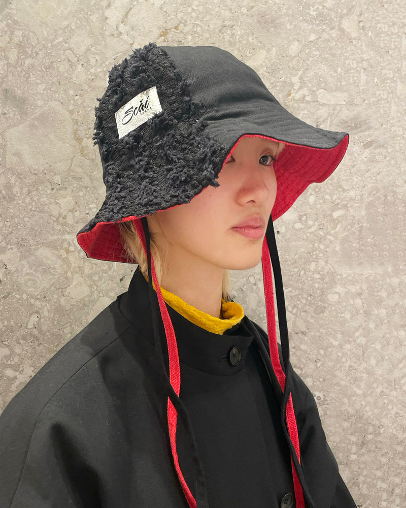 LACE DENIM TULIP HAT (black/red)