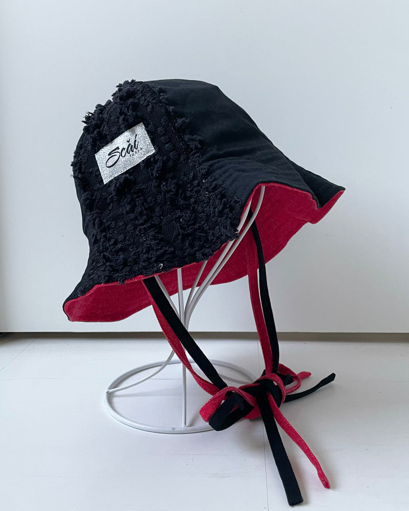 LACE DENIM TULIP HAT (black/red) - LAST 1