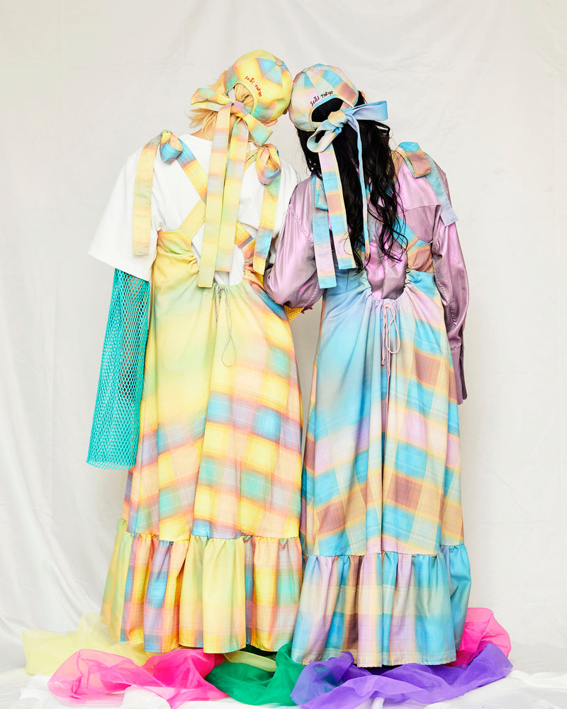 
            
                Load image into Gallery viewer, MAXI DRESS (yellow multi)
            
        
